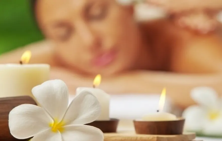 Discover the Benefits of Natural Facelifts vs. Fillers