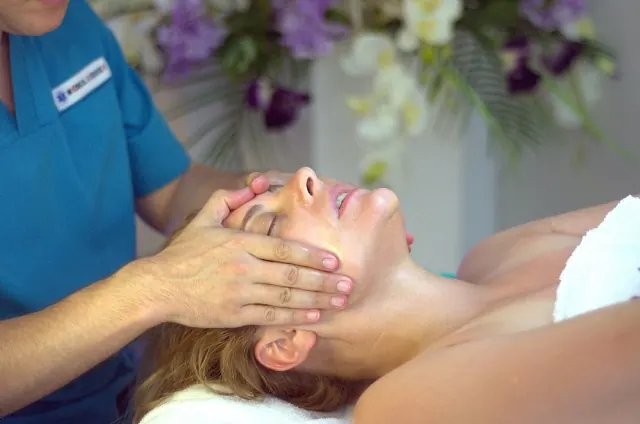 Face Massage 